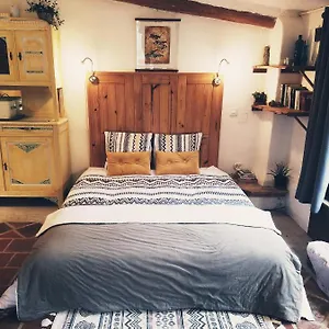 https://gite-tara-avec-spa-dans-les-montagnes-des-pyrenees-ariege.midi-pyreneeshotels.com